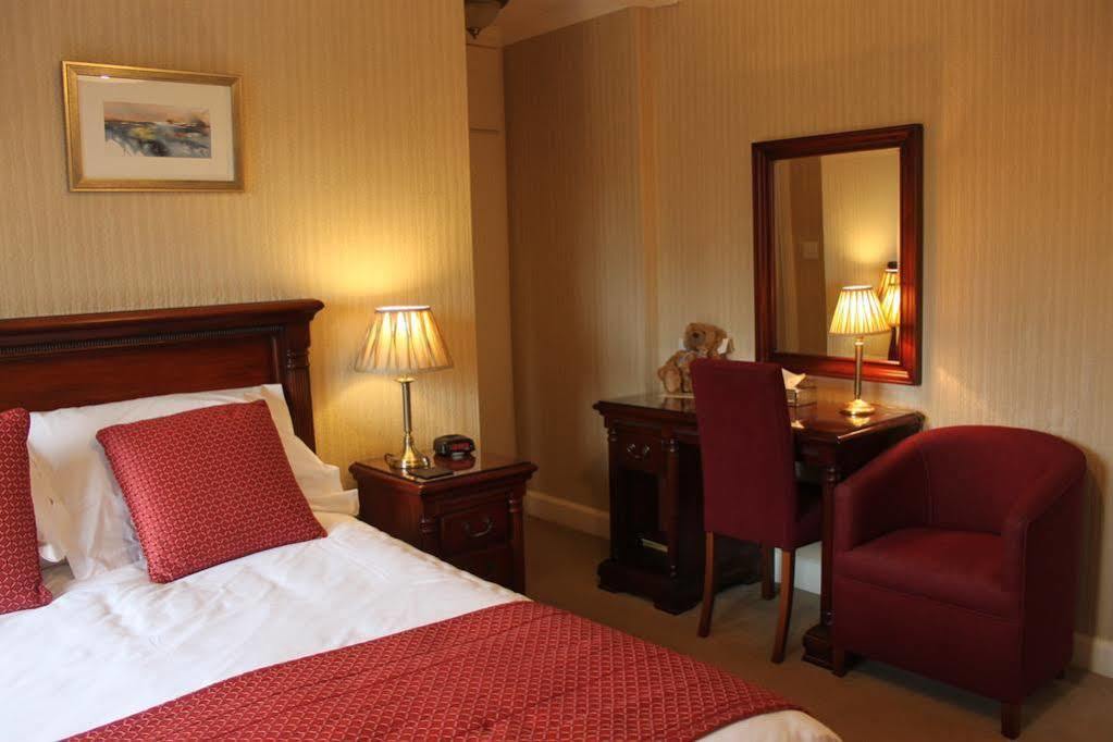 Mallyan Spout Hotel Goathland Bagian luar foto