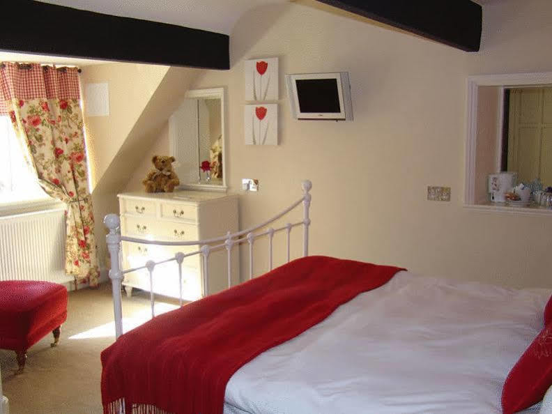 Mallyan Spout Hotel Goathland Bagian luar foto