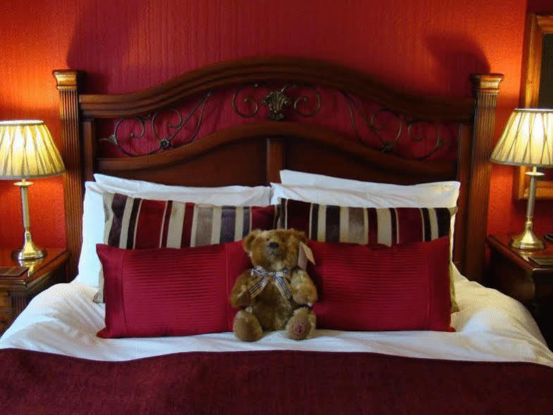 Mallyan Spout Hotel Goathland Bagian luar foto