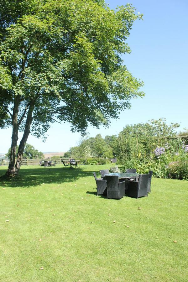 Mallyan Spout Hotel Goathland Bagian luar foto