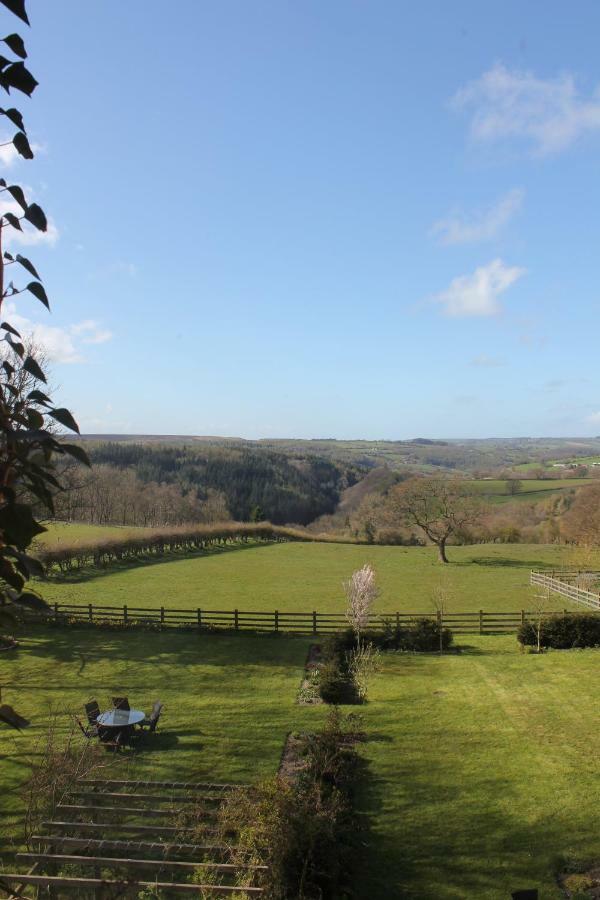 Mallyan Spout Hotel Goathland Bagian luar foto